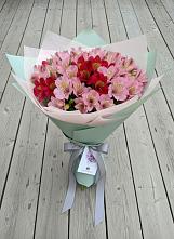 Букет цветов из:  Альстромерии в Березниках