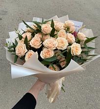 Букет Кремовые розы Латте в Березниках