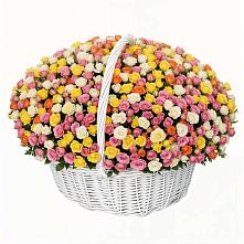 Премиум корзина Кустовых Роз в Березниках Премиум букет из: Розы в Березниках