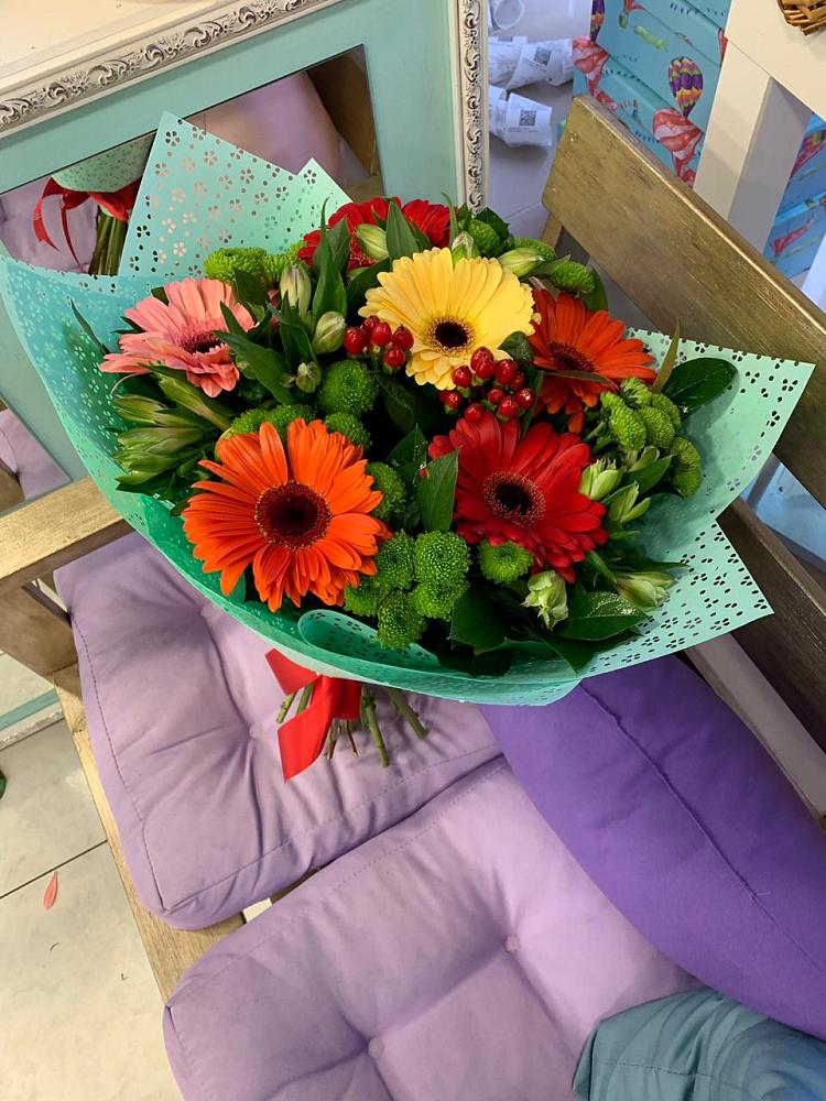 Букет цветов из: Герберы, Хризантемы и Альстромерии в Березниках