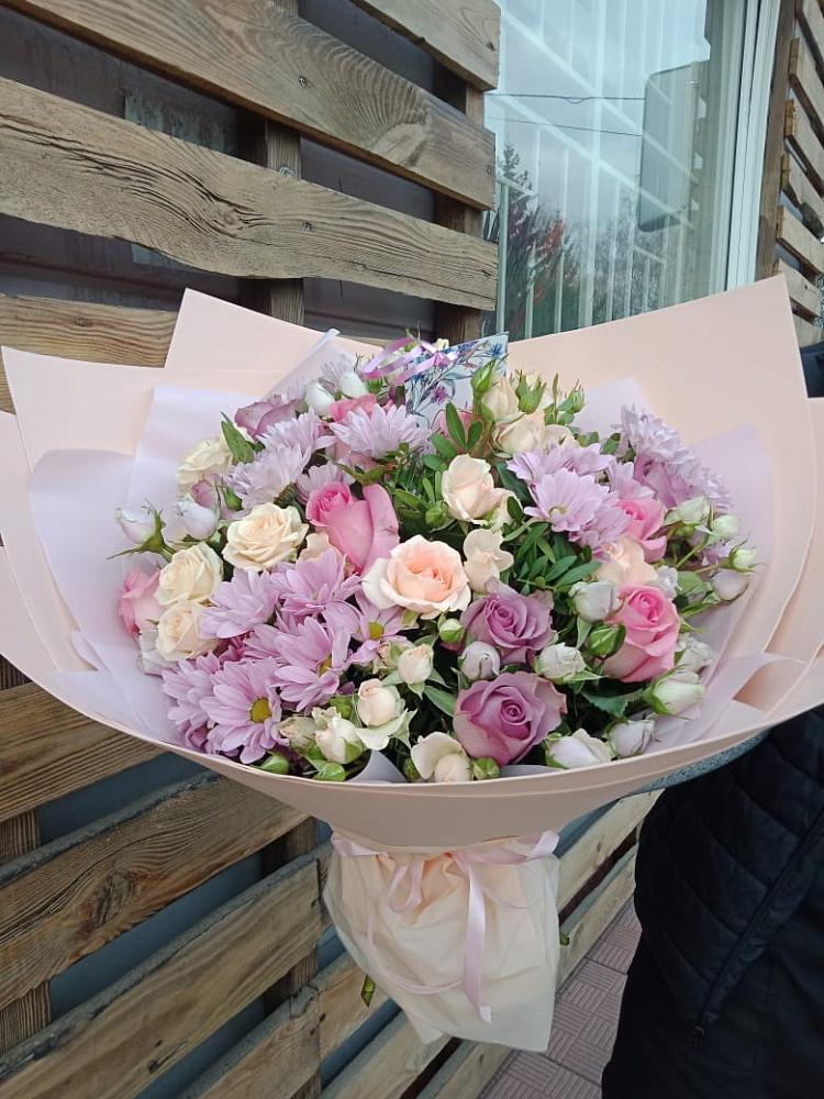 Букет цветов из: Розы и Хризантемы в Березниках