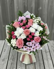 Букет цветов из:  Альстромерии, Гвоздики, Розы и Хризантемы в Березниках