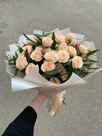 Букет Кремовые розы Латте в Березниках